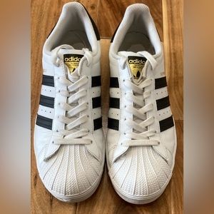 Adidas superstar
